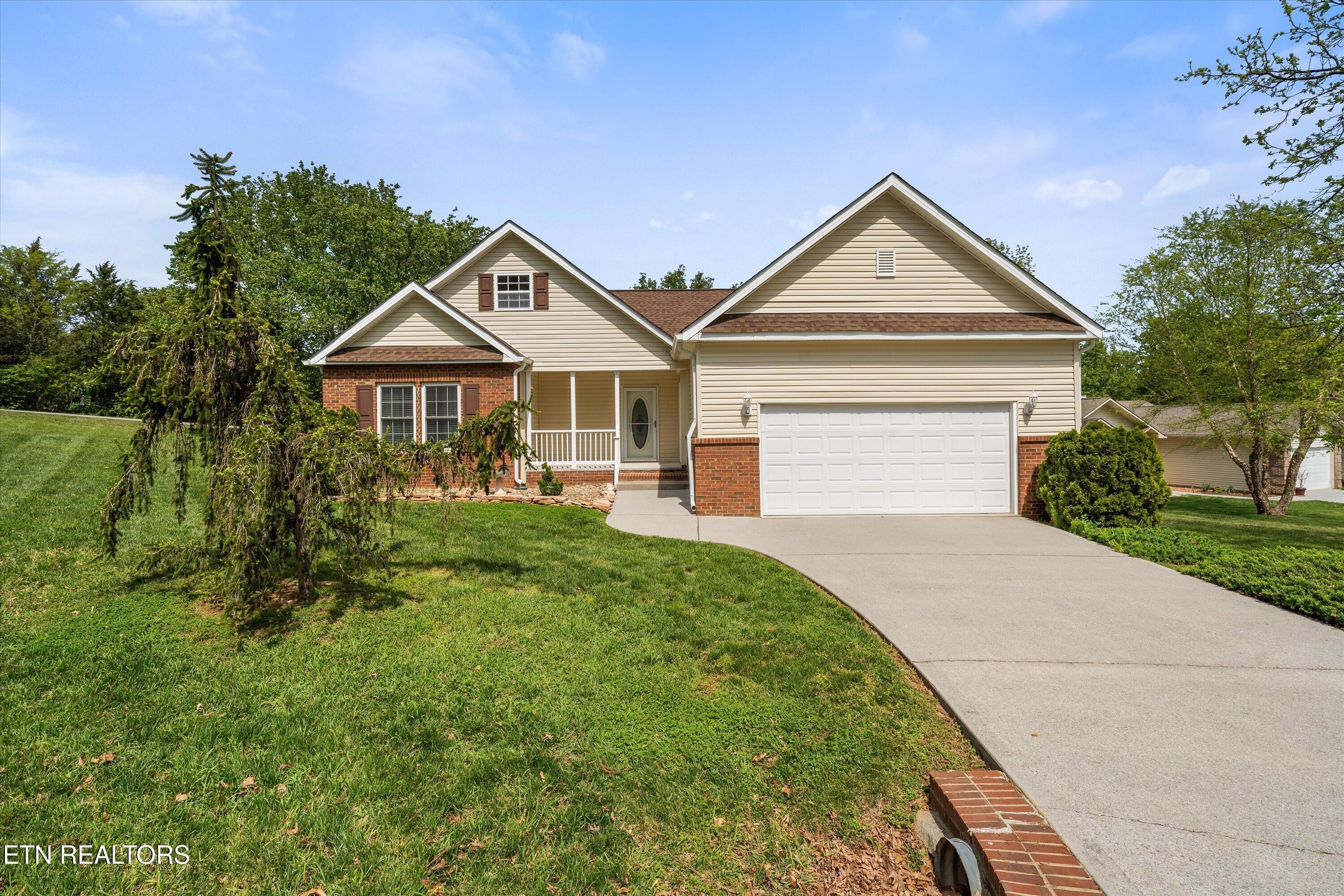 102 chaloni ln, loudon,  TN 37774