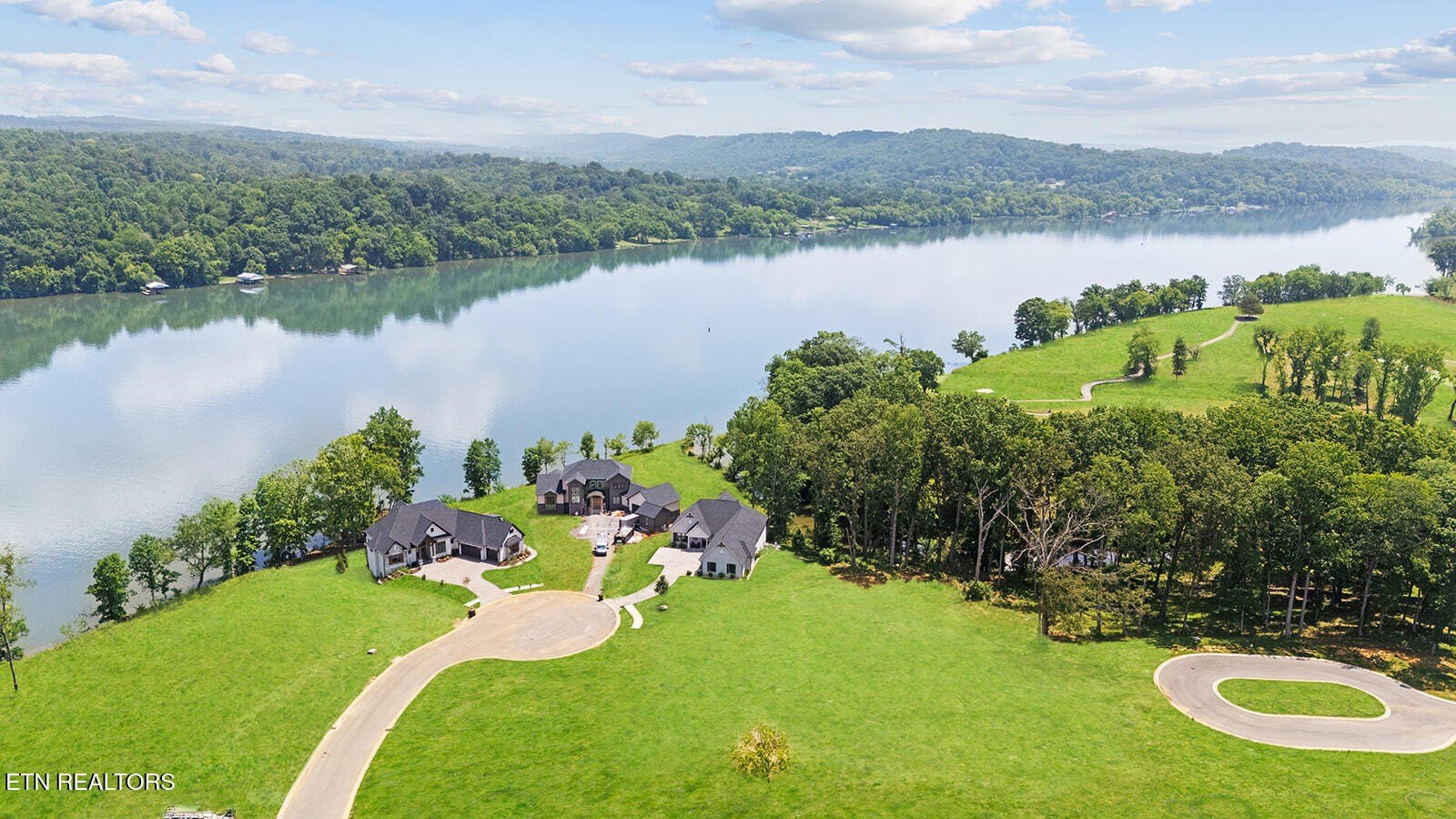 840 sedge ln, loudon,  TN 37774