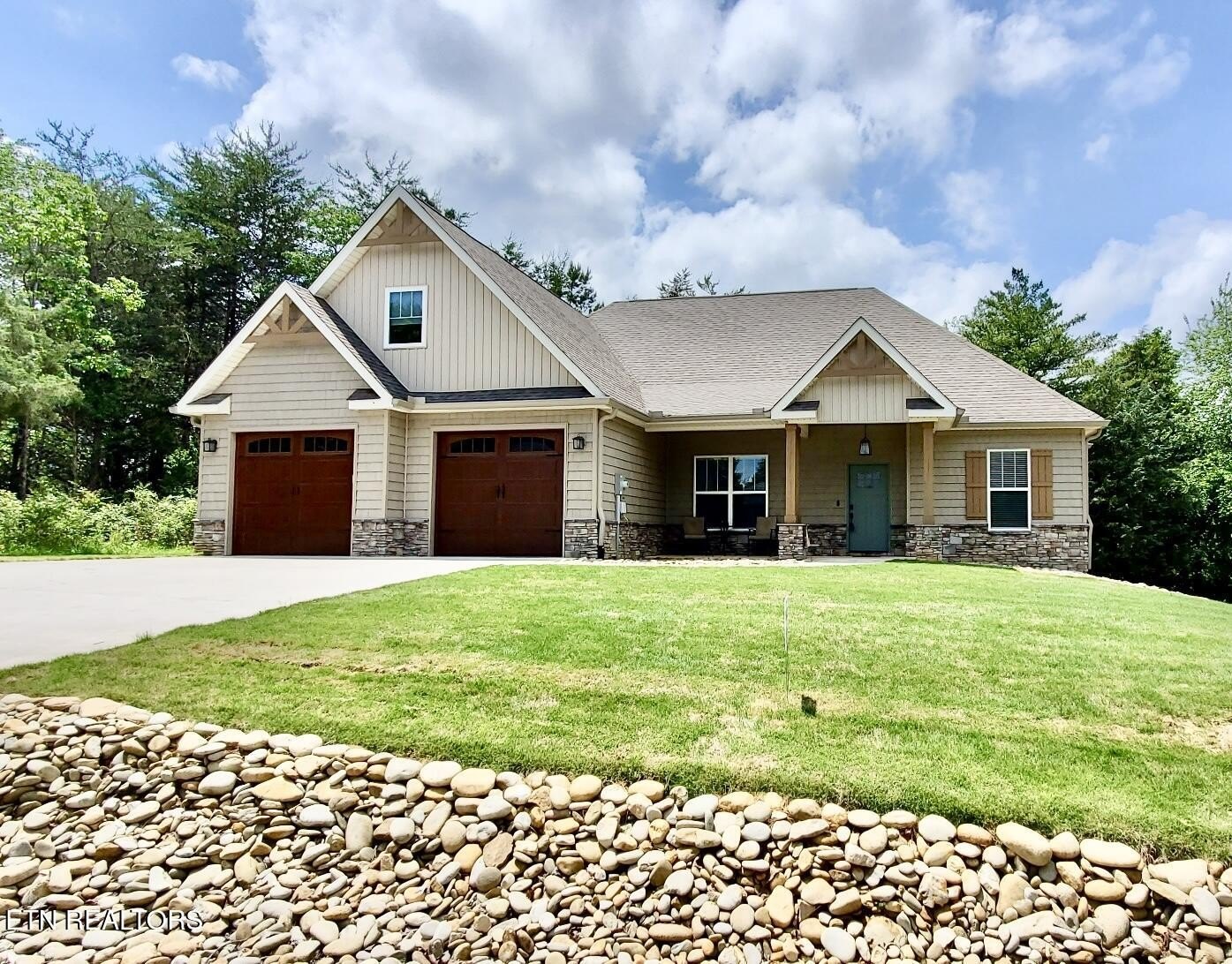 107 chahyga way, loudon,  TN 37774