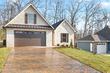 206 daleyuhski lane lane, loudon,  TN 37774