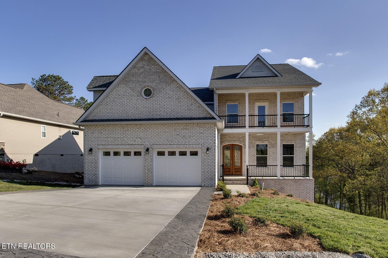 168 amohi way, loudon,  TN 37774